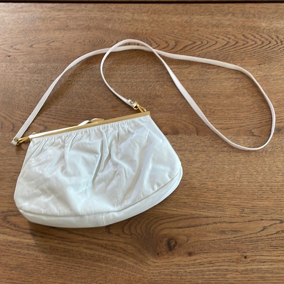 Vintage Elano Durabilt White Leather Envelope Crossbody-Vancouver, BC - Picture 2 of 11